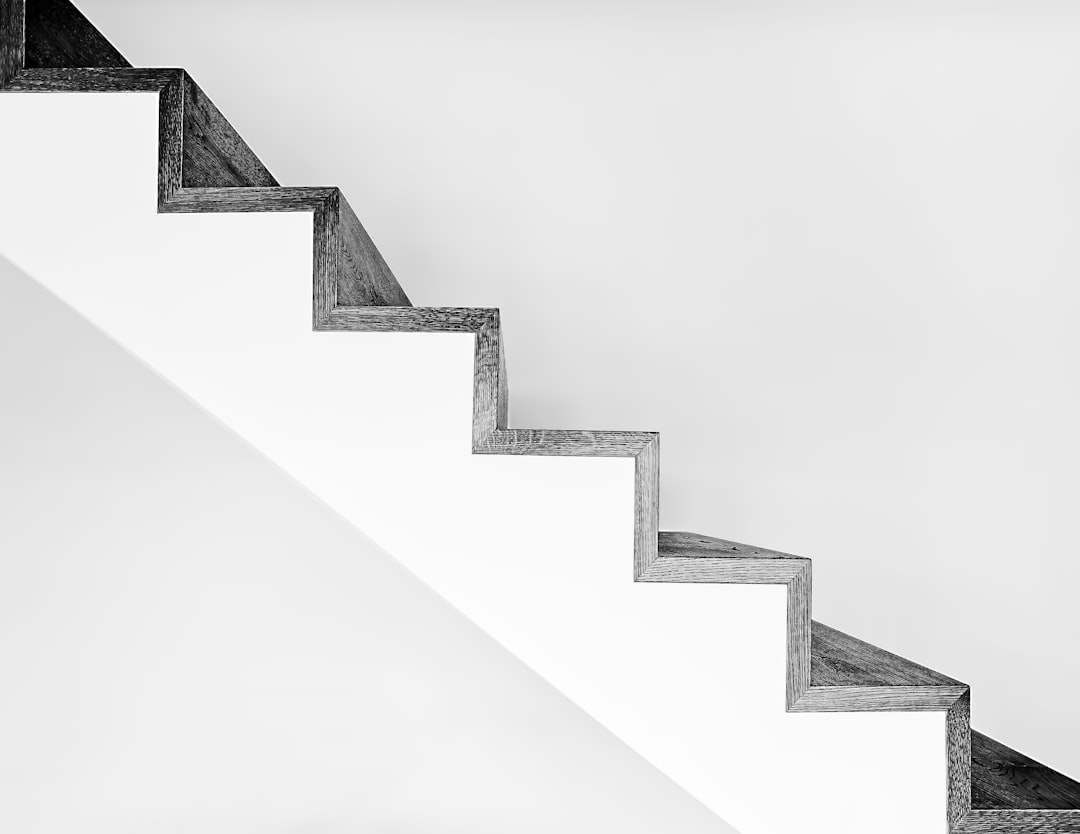 7つの習慣の要約 — 上へと続く階段が示す依存から自立・相互依存への成長の地図