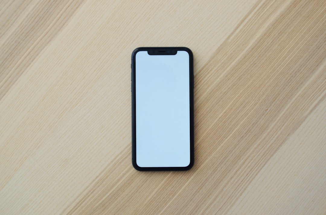 ウィジェット付きの習慣化アプリを比較するスマートフォン
